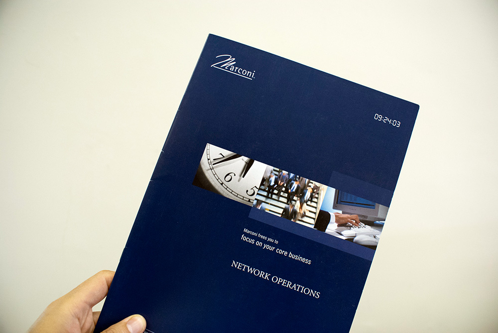 brochure double page